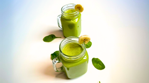 Green smoothie banane pomme épinard à la boisson végétale SOVI