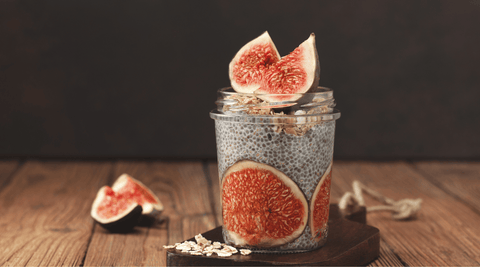 Overnight porridge aux figues : le petit-déjeuner crémeux, sain et prêt à l’avance