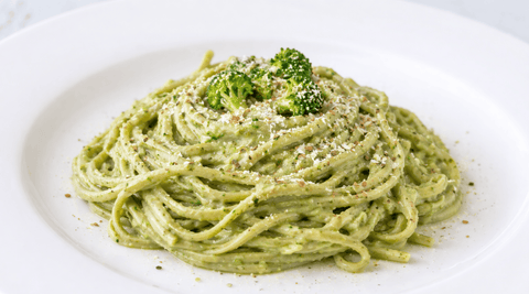 Sauce crémeuse au brocoli (sans crème) : la recette express pour sublimer tes pâtes