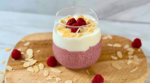 Pudding de chia framboise & amande : rapide, sain et gourmand